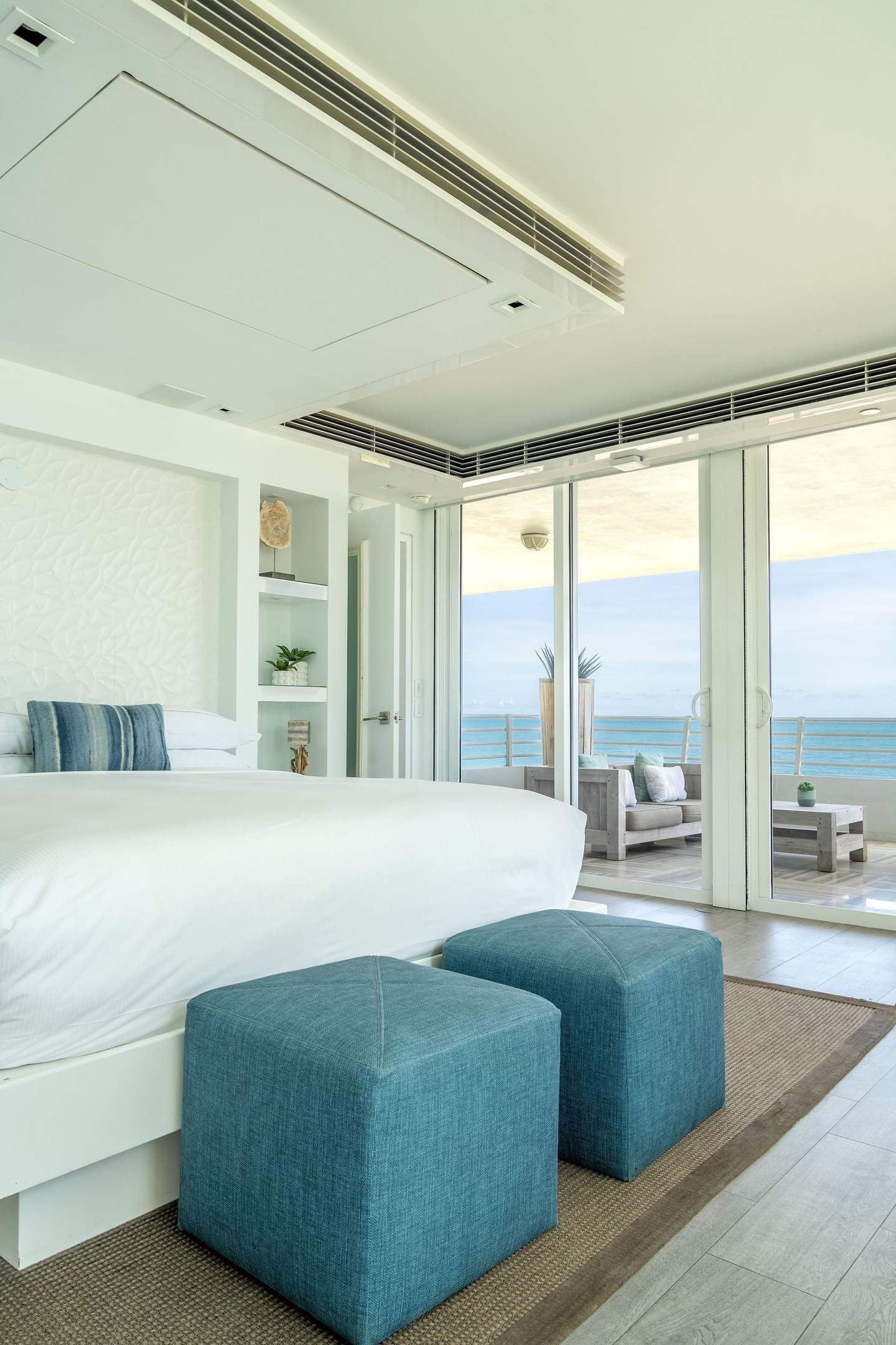 Guest suite — Bentley Hilton South Beach