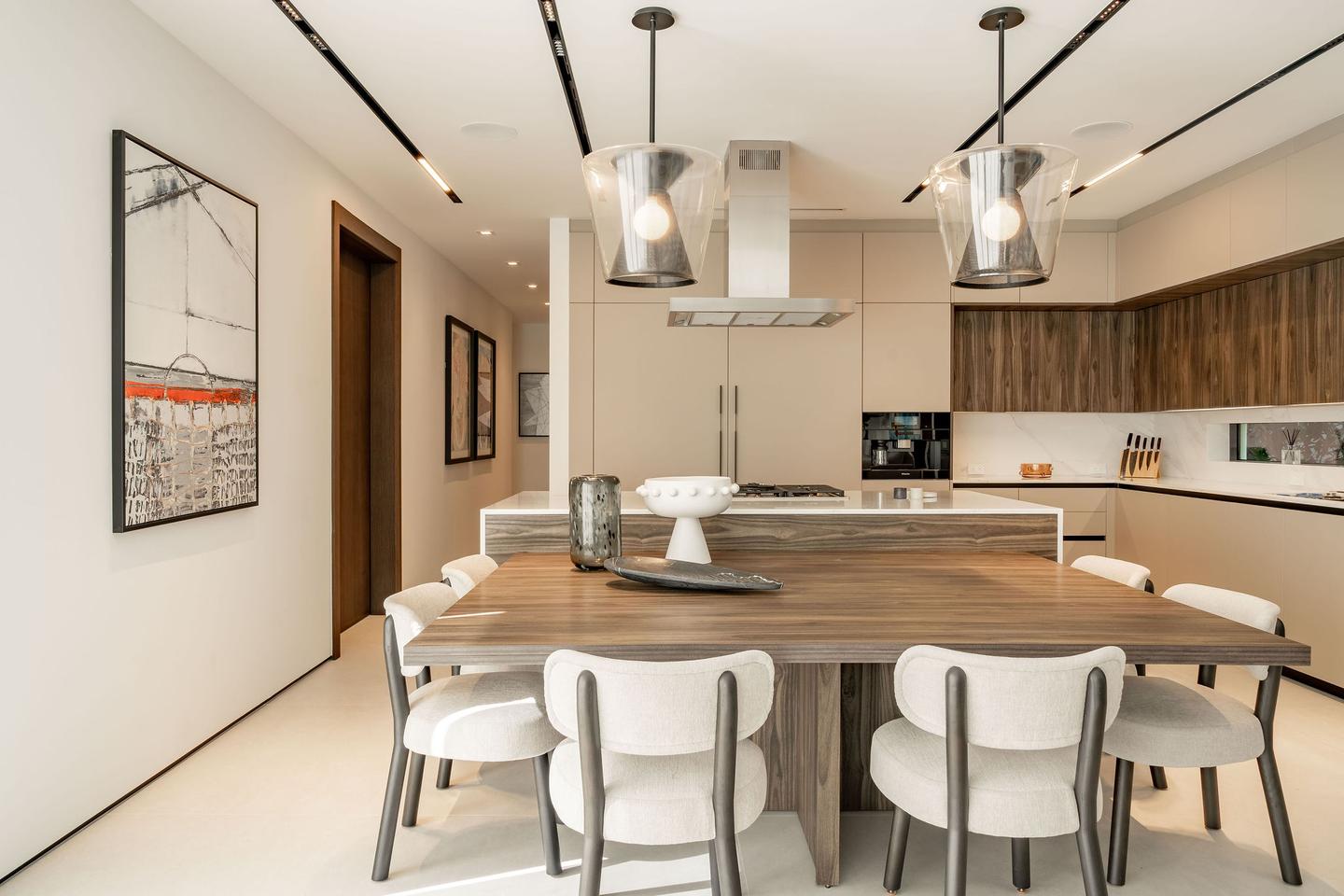 Gourmet kitchen with island seating