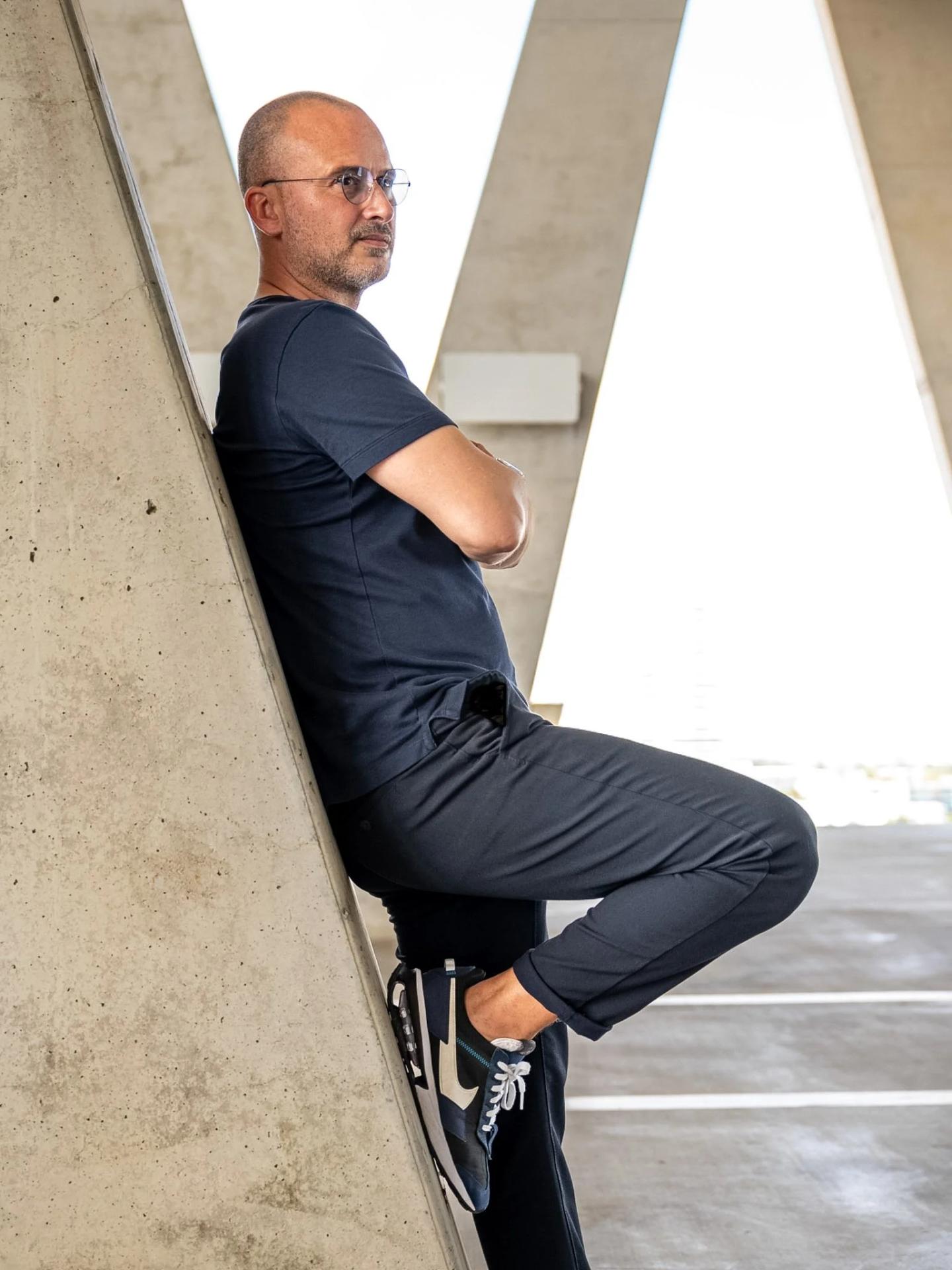 Philippe Lasry on location with camera equipment