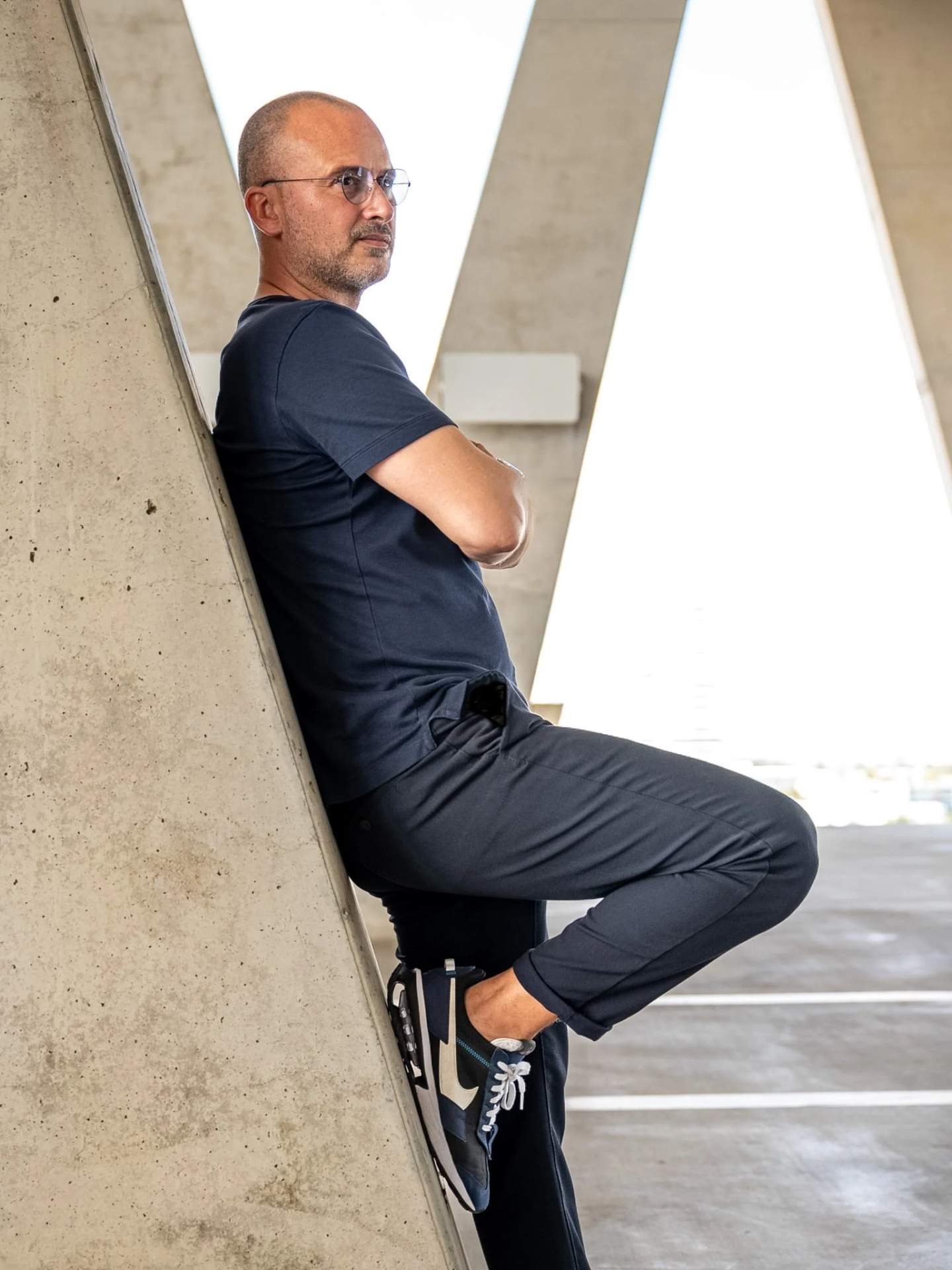 Philippe Lasry on location with camera equipment